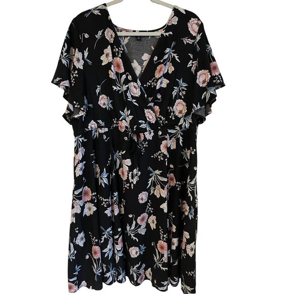 Torrid Dress Black Floral Flutter Sleeves V-Neck Tie Waist Sz 3X Flowy Feminine - Picture 1 of 8